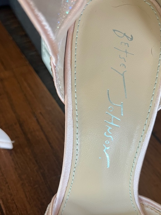 Betsey Johnson Pink Crystal Scalloped T-Strap High Heel - Picture 2 of 4